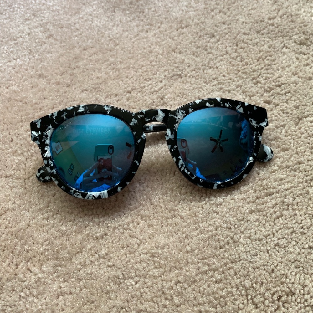 Diff Eyewear Dime II Sunglasses